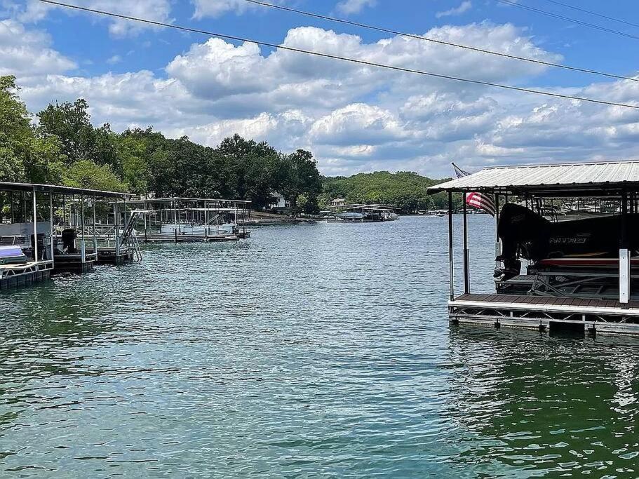 Sunrise Beach Lakefront Cottage In Secluded Cove מראה חיצוני תמונה